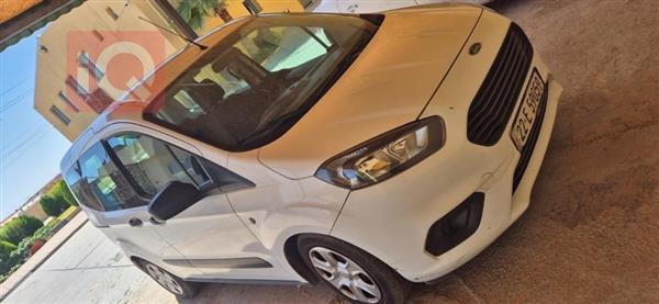 Ford Tourneo Courier 2016 for sale in Iraq - Erbil